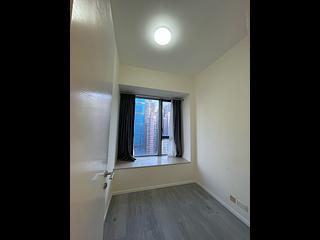 Sai Ying Pun - Island Crest Block 1 03