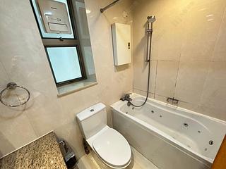 Wan Chai - The Zenith 06