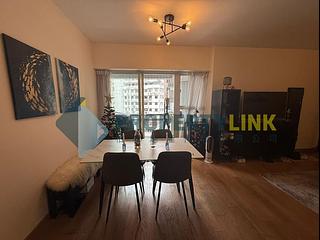 Soho - Centrestage 02