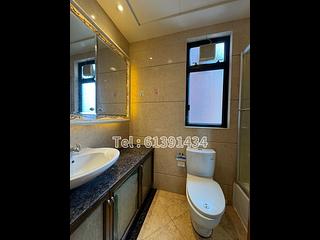 West Kowloon - The Arch Sun Tower (Block 1A) 11
