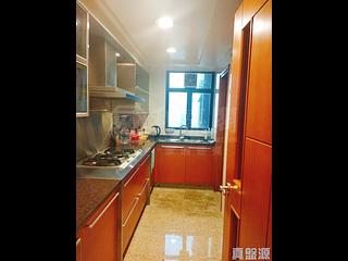 West Kowloon - The Arch Moon Tower (Block 2A) 06