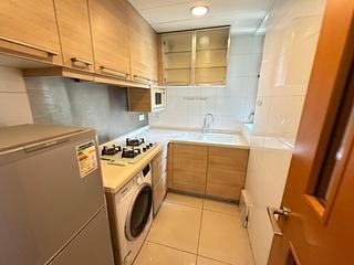 Wan Chai - The Zenith 02