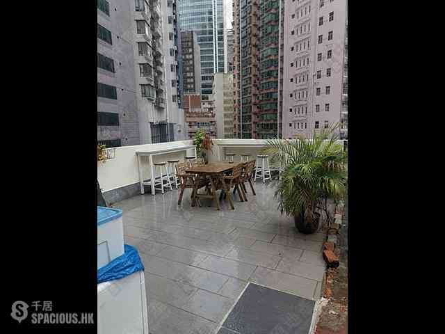 Sheung Wan - 256-258, Hollywood Road 04
