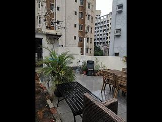 Sheung Wan - 256-258, Hollywood Road 06