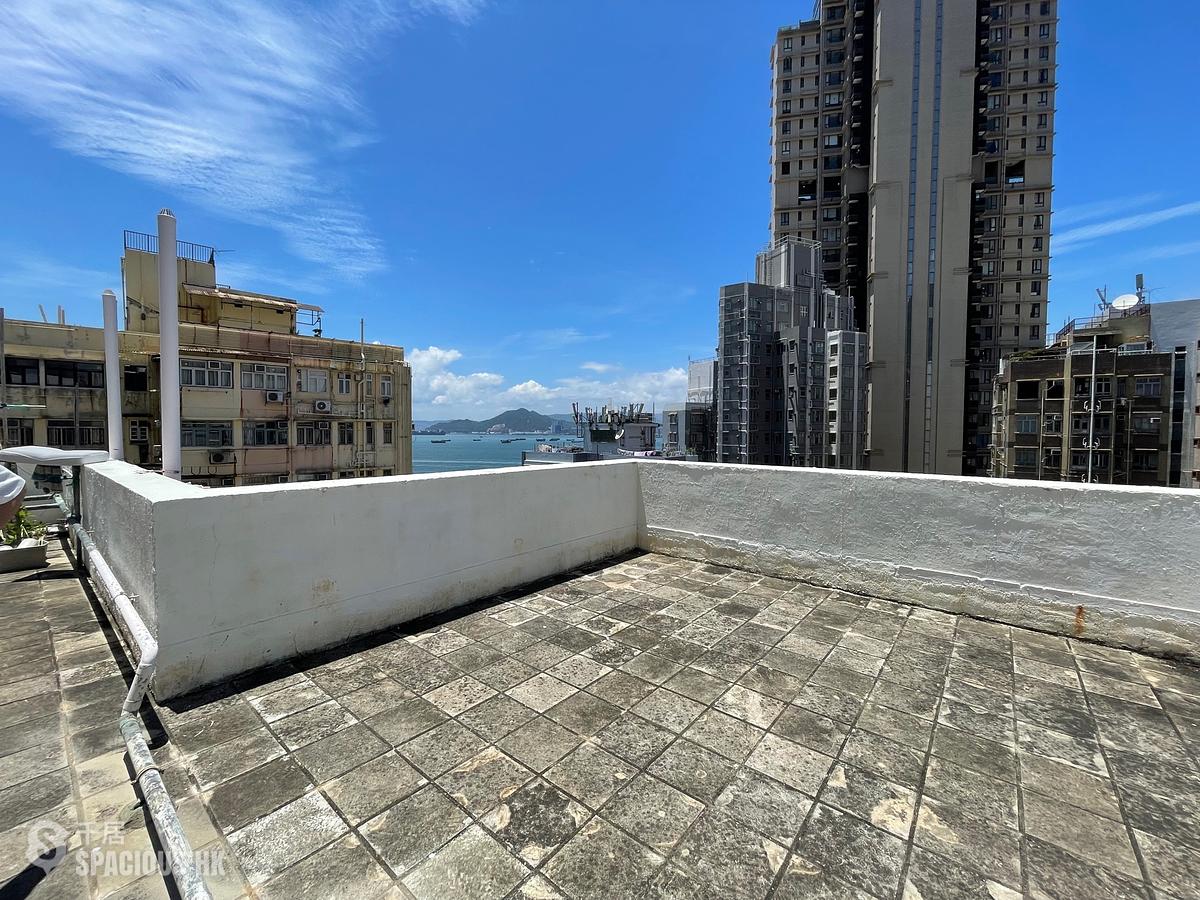 Shek Tong Tsui - Sun Shing Building 01