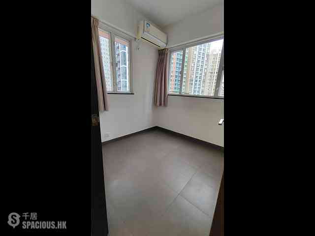 Kennedy Town - Sands House 04