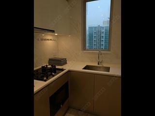 Tseung Kwan O - Savannah Block 5A 04