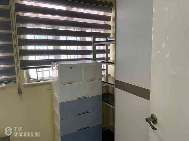 Kennedy Town - Hoi Tao Building Block A 07