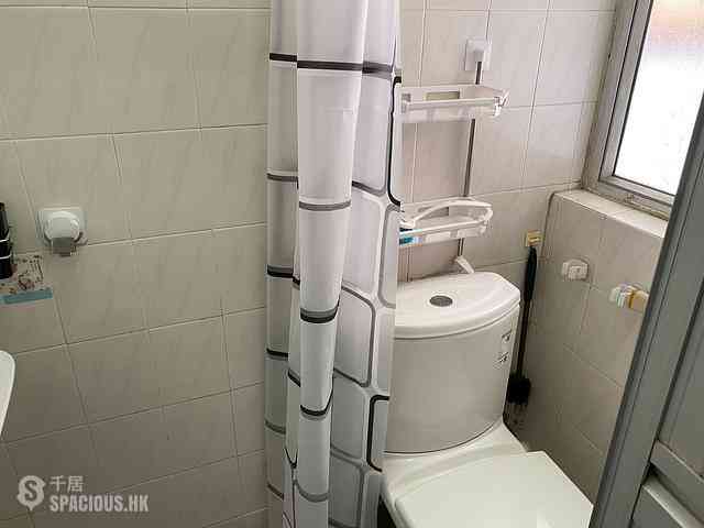 Kennedy Town - Hoi Tao Building Block A 11