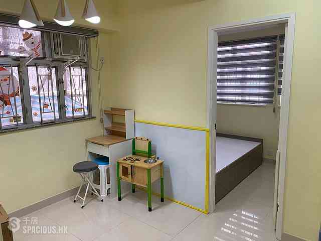 Kennedy Town - Hoi Tao Building Block A 01