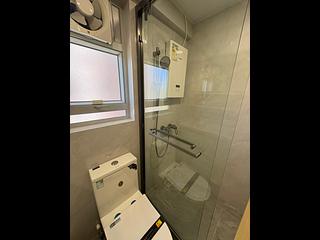 Ap Lei Chau - South Horizons Phase 3 09