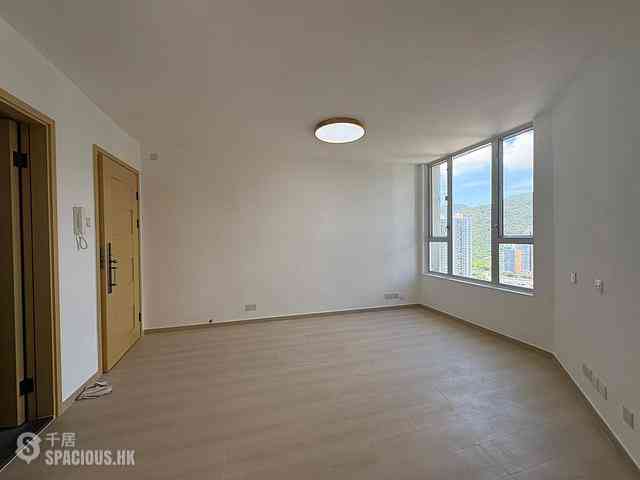 Ap Lei Chau - South Horizons Phase 3 15