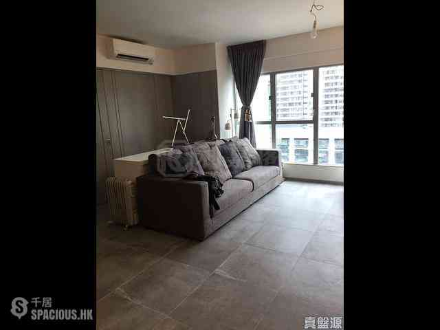 West Kowloon - The Waterfront Phase 1 Block 1 02