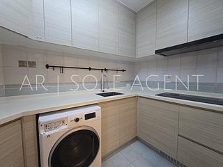 Mid Levels Central - Goldwin Heights 08