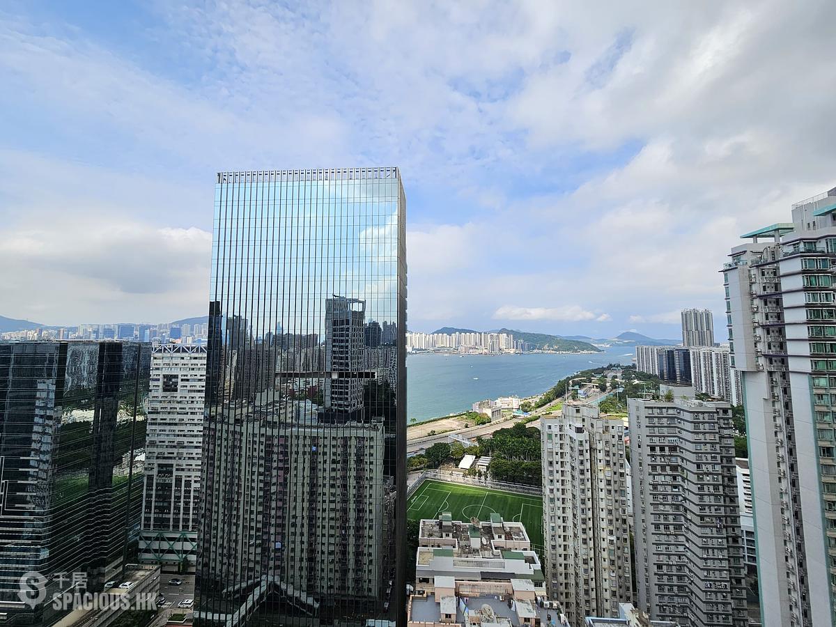 Quarry Bay - Novum East 01