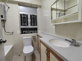 Mid Levels West - Fairmont Gardens 12