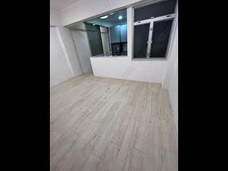 Causeway Bay - Po Wing Building Block 61-73 Lee Garden Road 04