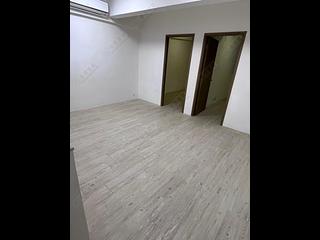 Causeway Bay - Po Wing Building Block 61-73 Lee Garden Road 05