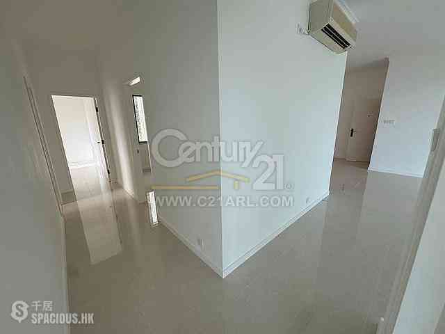 Repulse Bay - Repulse Bay Villa Block 76, Repulse Bay Road 17