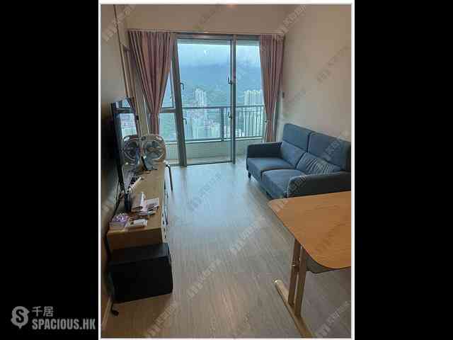 Tung Chung - Coastal Skyline Phase 3 La Rossa Block B (Block 8) 01