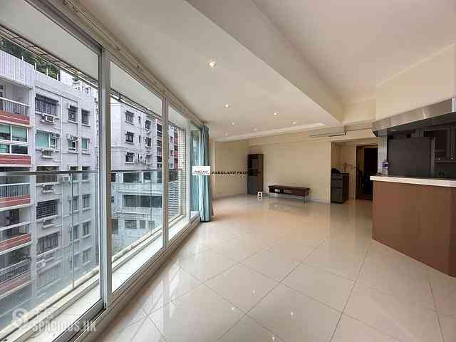 Happy Valley - Sunrise Court 01