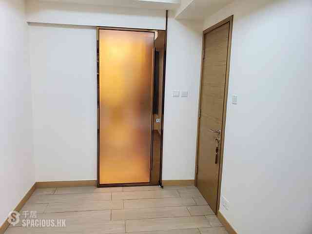 Tung Chung - Century Link Phase 1 Tower 5B 04