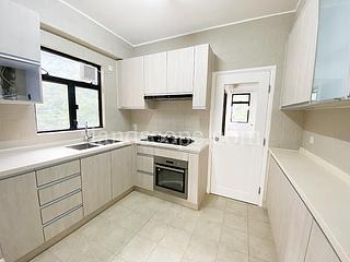Stubbs Road - Nicholson Tower 16