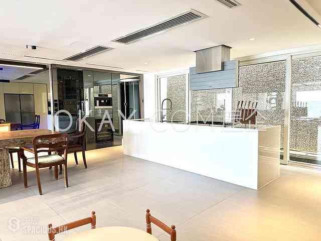 Clear Water Bay - Dragon Lake Villa 05