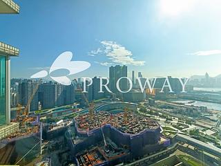 West Kowloon - The Waterfront 02