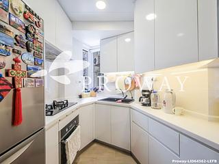 Mid Levels Central - Jing Tai Garden Mansion 09