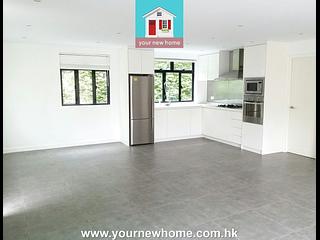 Clear Water Bay - Seacrest Villas 02
