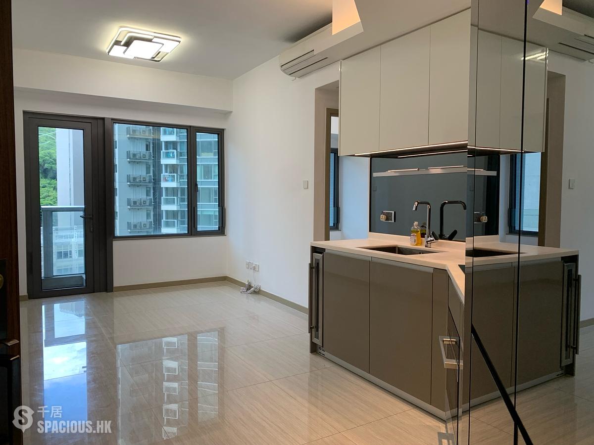 Wong Chuk Hang - The Southside Phase 1 Southland Tower 2A 01
