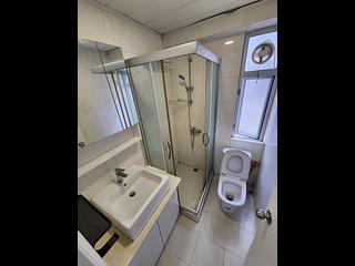 Sai Ying Pun - 147-149, Des Voeux Road West 07