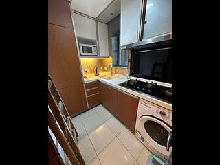 Tai Kok Tsui - The Long Beach Tower 6 05
