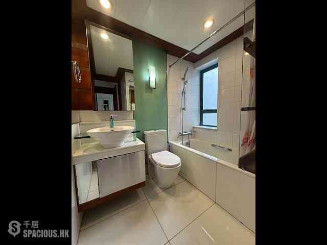 Tai Kok Tsui - The Long Beach Tower 6 06