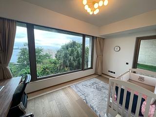 Pok Fu Lam - Bisney Crest 08
