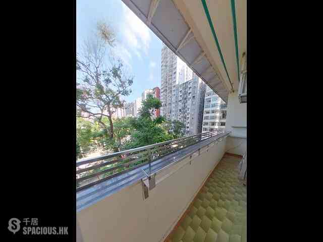 Happy Valley - Race View Apartments 01