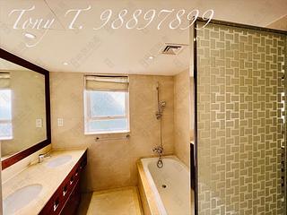 Mid Levels Central - Tregunter Block 2 13