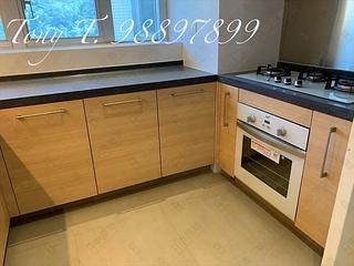 Mid Levels Central - Tregunter Tower 3 09