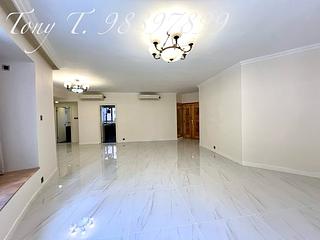 Mid Levels Central - Tregunter Tower 3 02