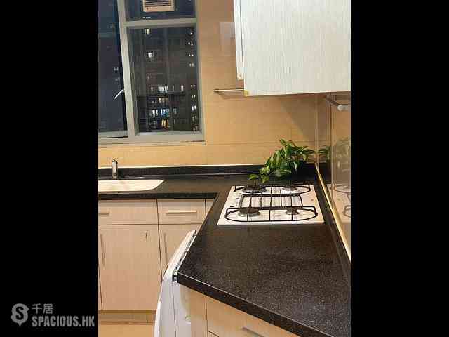Tung Chung - Caribbean Coast Phase 1 Monterey Cove Tower 2 07