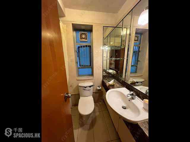 Tung Chung - Seaview Crescent Block 5 03