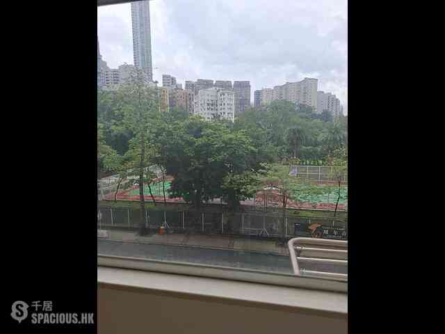 Mong Kok - Tsui Yuen Mansion Block 1 06