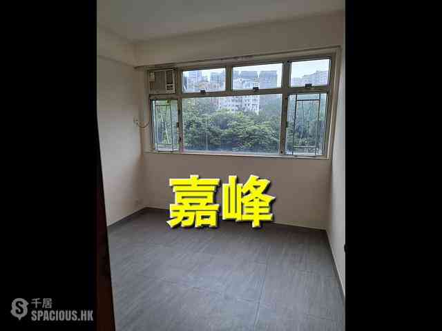 Mong Kok - Tsui Yuen Mansion Block 1 08