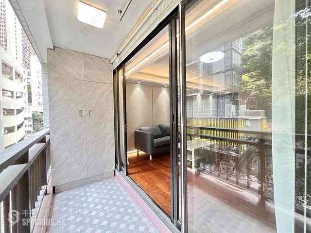 Wan Chai - Phoenix Court Block 2 03