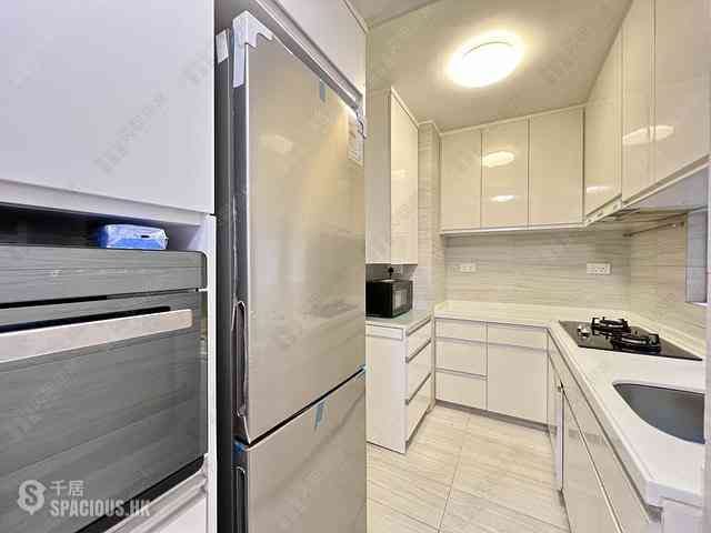 Wan Chai - Phoenix Court Block 2 12