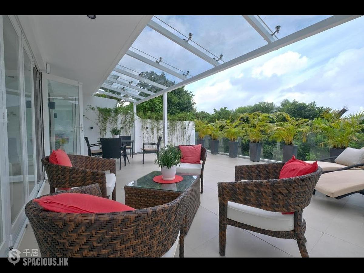 Clear Water Bay - Caribbean Villa 01