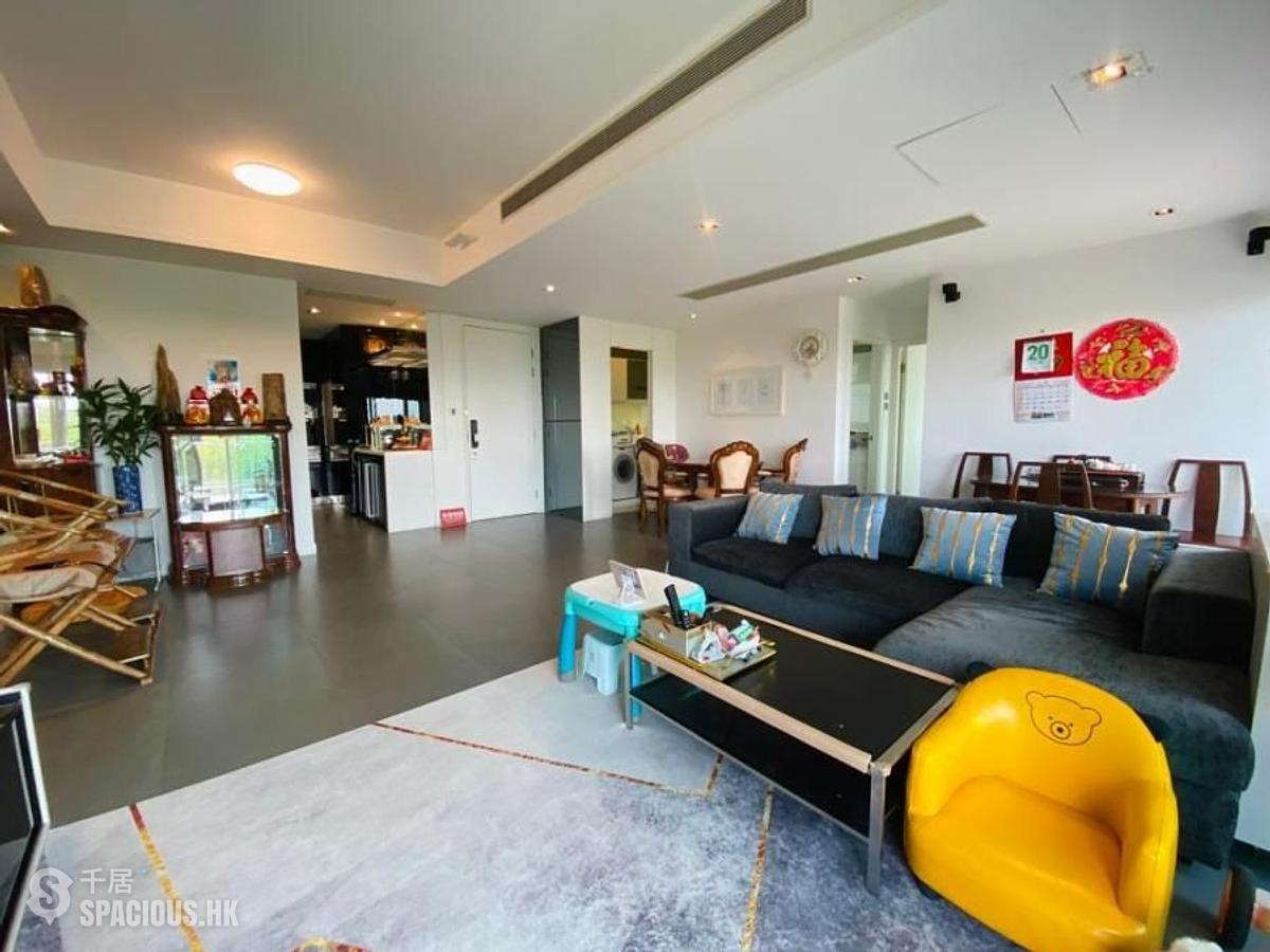 Tung Chung - Coastal Skyline Phase 4 Le Bleu Deux Block 1 01