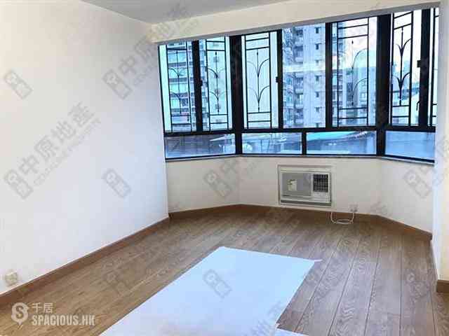 Sai Ying Pun - Wing Cheung Court 01