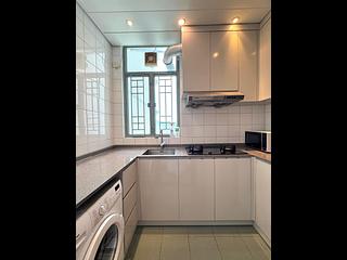 Tung Chung - Tung Chung Crescent 03